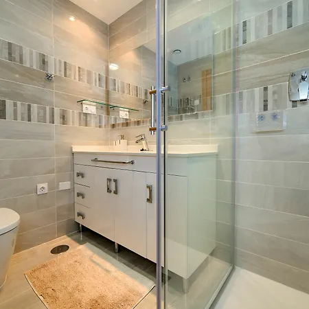 Bennecke Kristina Apartment